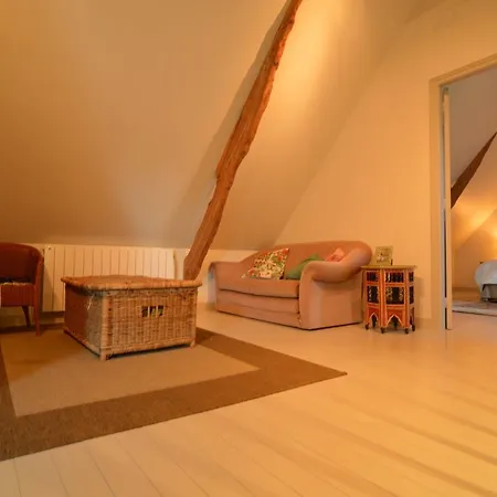 Amazing Holiday In Regneville-sur-mer With Garden Dom wakacyjny Hauteville-sur-Mer